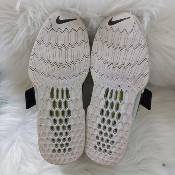 Nike Women's Romaleos 3 'Black/White Athletic Shoes Size 6 US - Picture 8 of 16